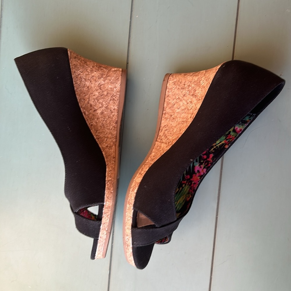 Dexflex Comfort Caitlyn Comfort Wedge Sandals Sz 8W - Picture 8 of 14